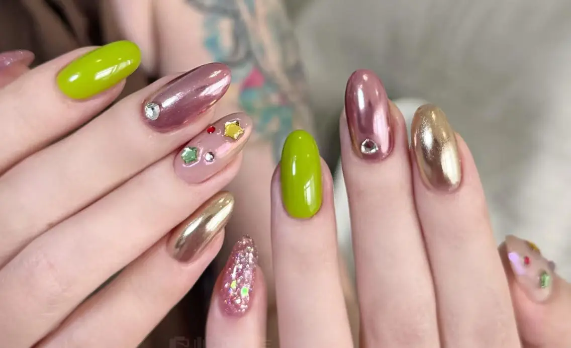 ネイル ハンドネイル 🎀 NaNa_nailのネイルデザイン
