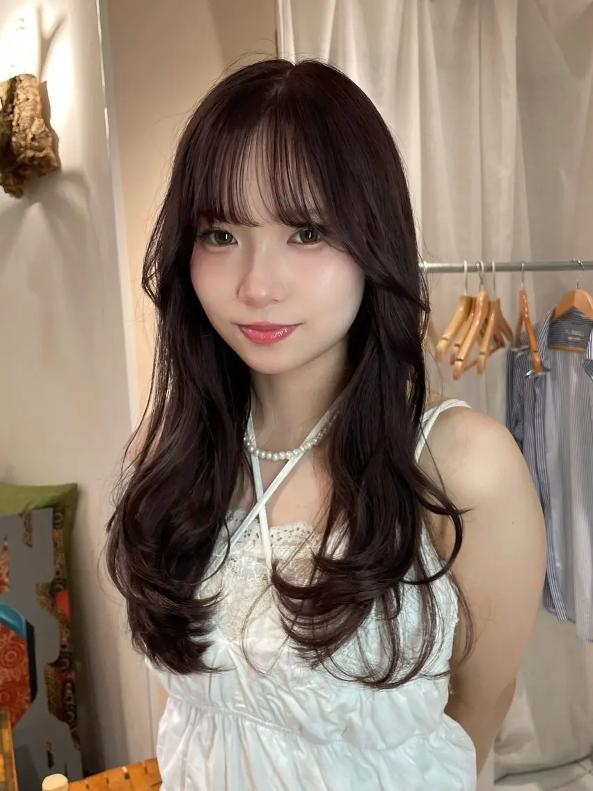 ロング 久我 彩音のヘアスタイル