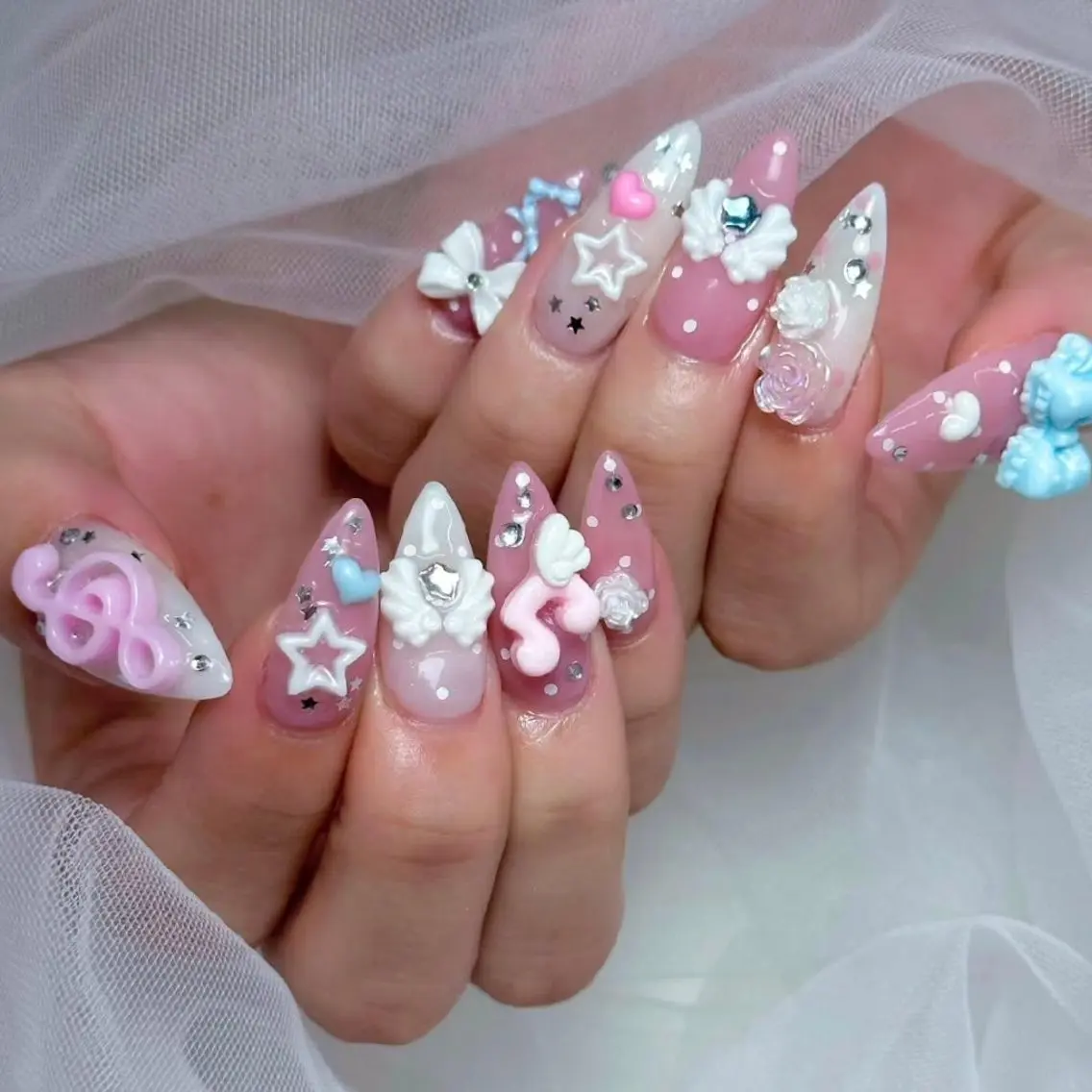 ネイル ハンドネイル Chamo Haru のネイルデザイン