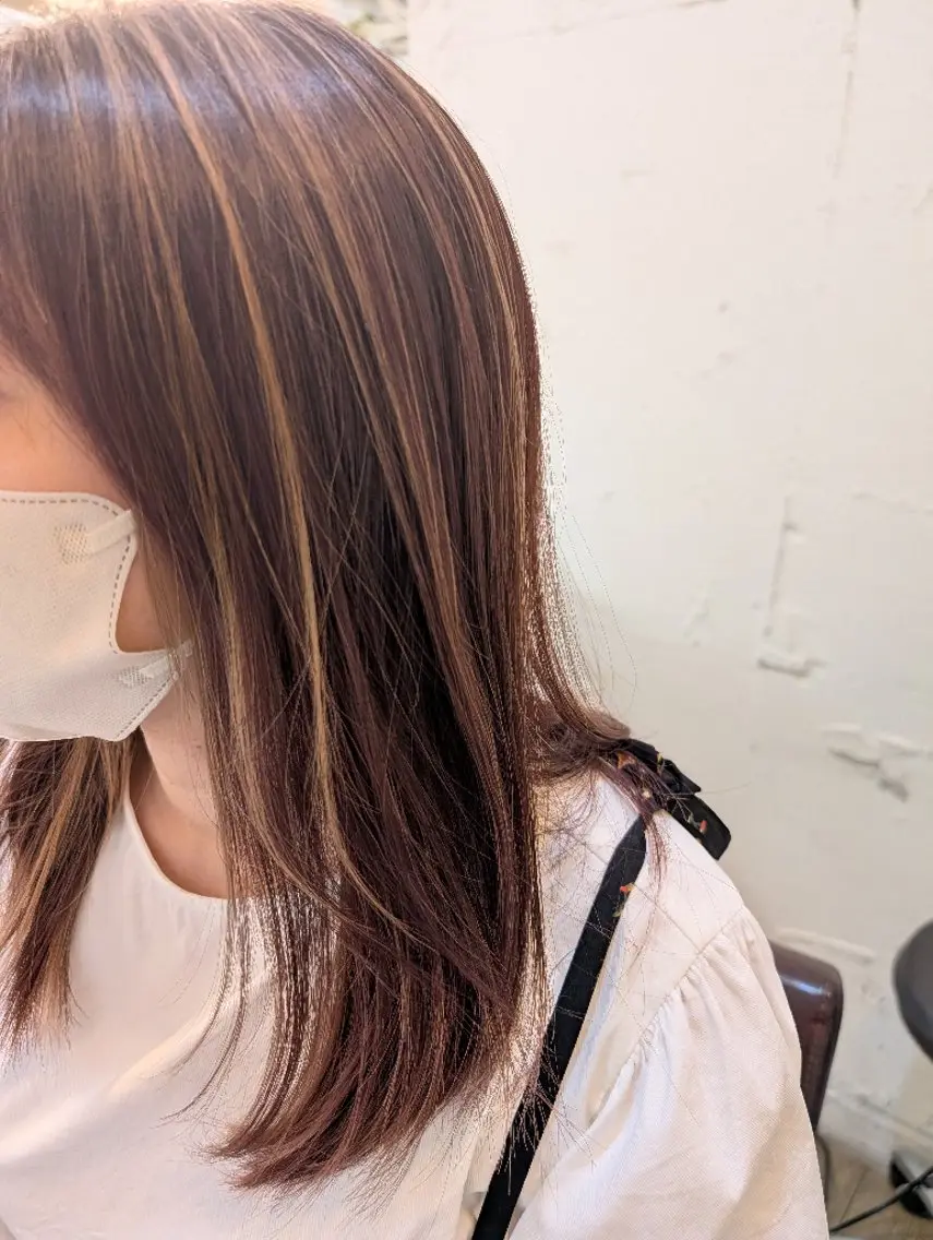 ✨️ハイライト（５枚）➕️オンカラー➕️髪質改善トリートメント✨【🍼託児無料👶】の写真