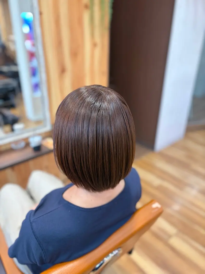 ショート カラー tetote ミコのヘアスタイル