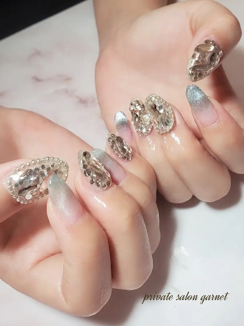 ネイル キラキラネイル マグネットネイル Garnet nailのネイルデザイン