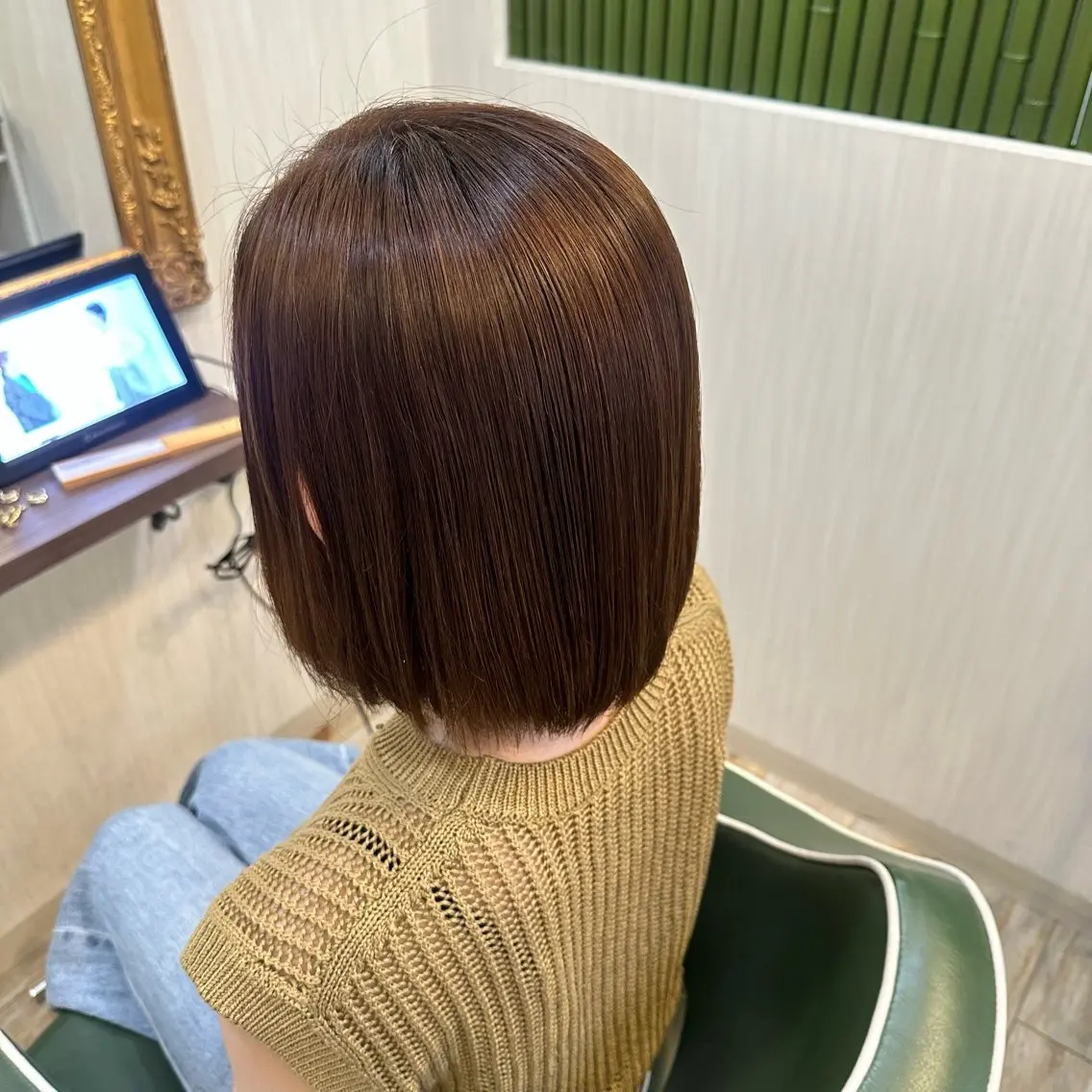 ミディアム カラー 縮毛矯正 矢内 結菜のヘアスタイル