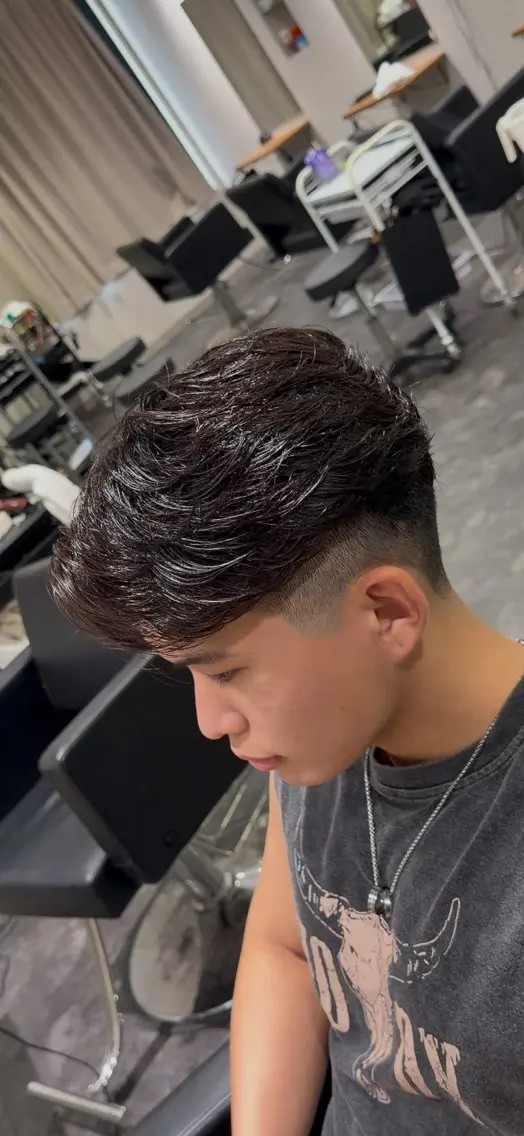 ショート パーマ メンズ フェザーパーマ メンズパーマ メンズパーマ特化 美容師 一樹のヘアスタイル