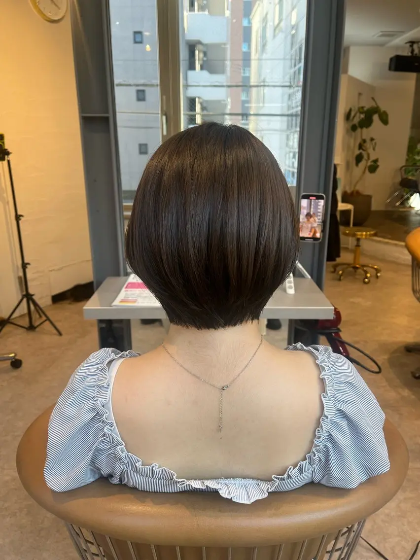 ショート カット うしだ かおるのヘアスタイル