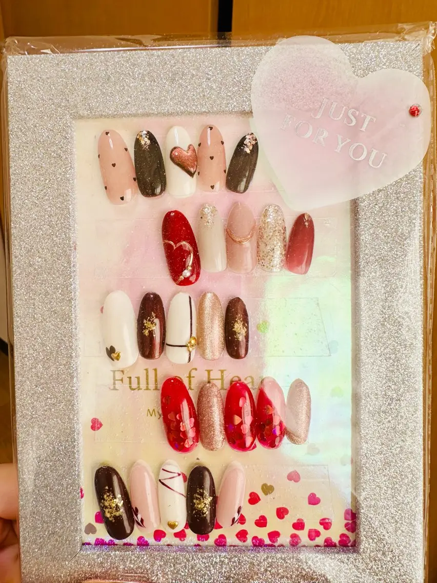 ネイル ハート バレンタイン 桜田 麻菜のネイルデザイン