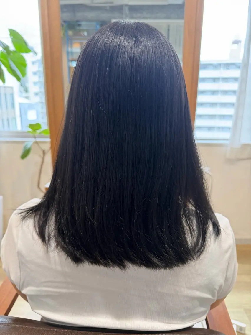 ミディアム RENA|透明感 カラー×癒しスパのヘアスタイル