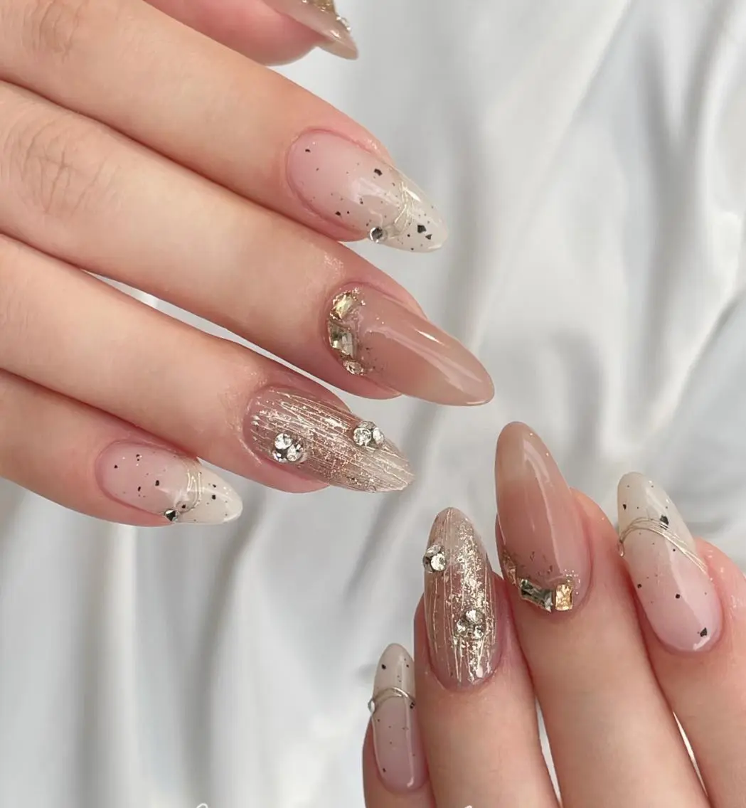ネイル ハンドネイル Pure&Rich Nailのネイルデザイン