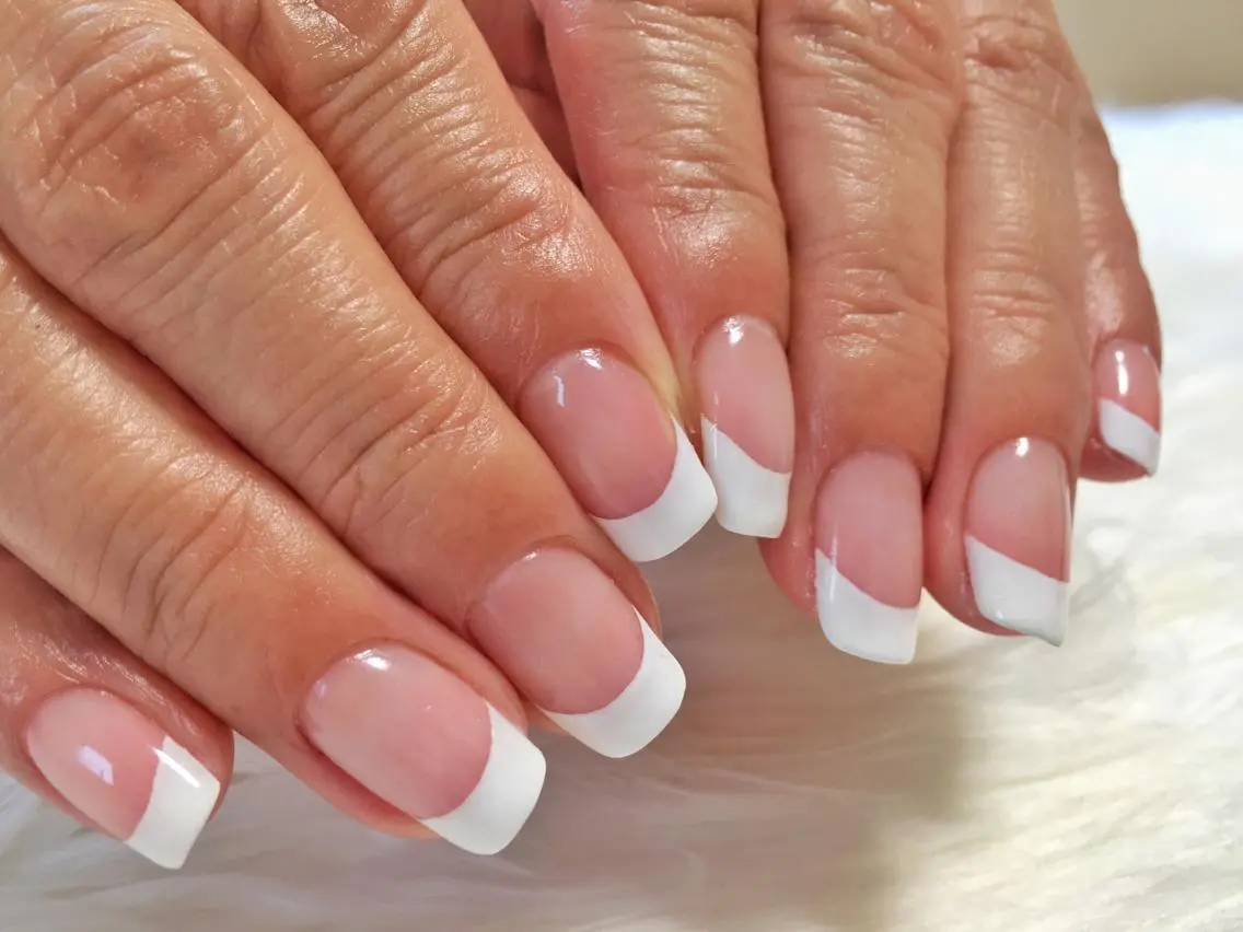 ネイル アートネイル フレンチネイル マットネイル ハンドネイル nouva nailsのネイルデザイン