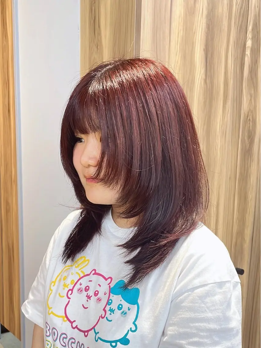 ミディアム カラー ブラウンカラー レッドカラー レッドブラウン レイヤーカット カット ヘアカラー 透明感艶髪カラー /府中/Mizukiのヘアスタイル