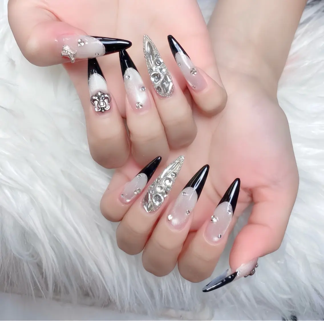 ネイル ブルー ジェルネイル ガーリー グラデーション グリーン ハンドネイル Rin Nail 新大久保店のネイルデザイン