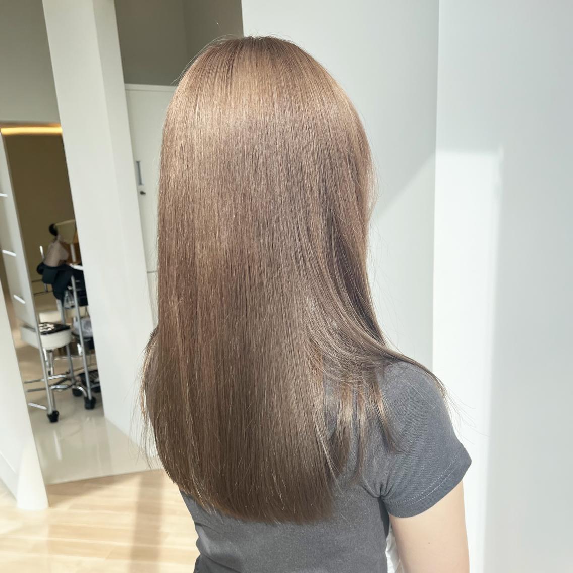 【ブリーチが初めての方も歓迎🎀】カット×全体ブリーチ1回×フルカラー×2stepTR ¥13500の写真