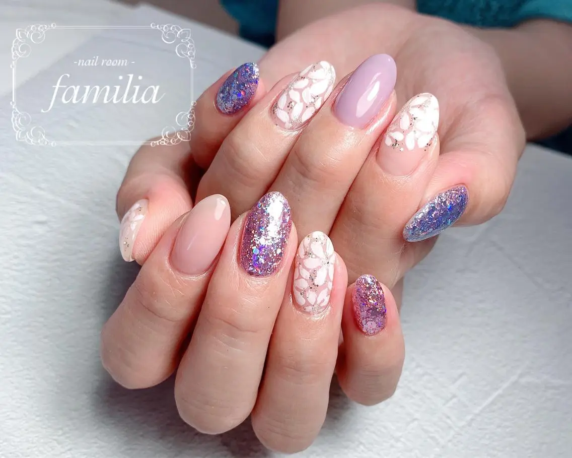 ネイル ハンドネイル -nailroom- familiaのネイルデザイン