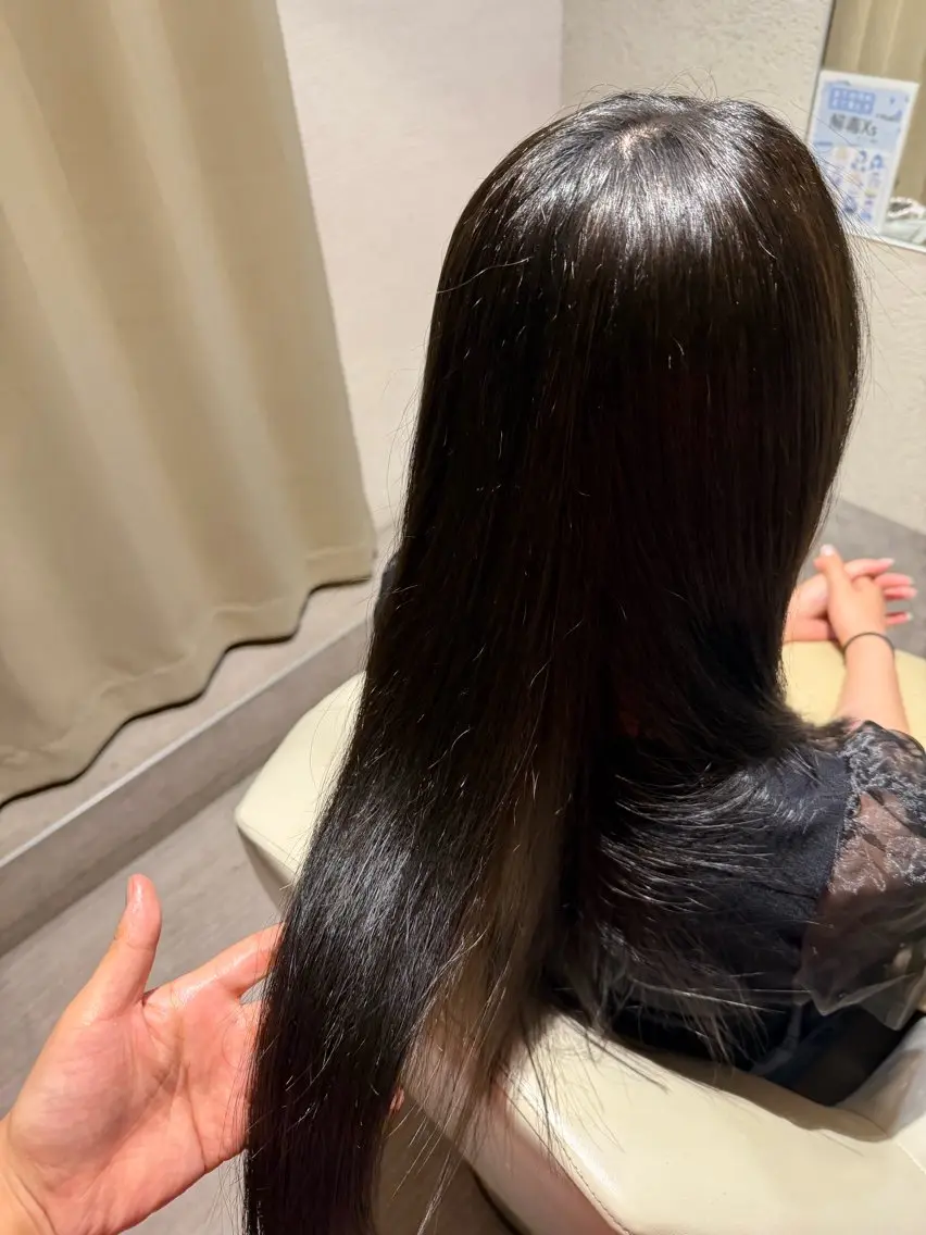 カラー オリーブカラー 服部 乃愛のヘアスタイル