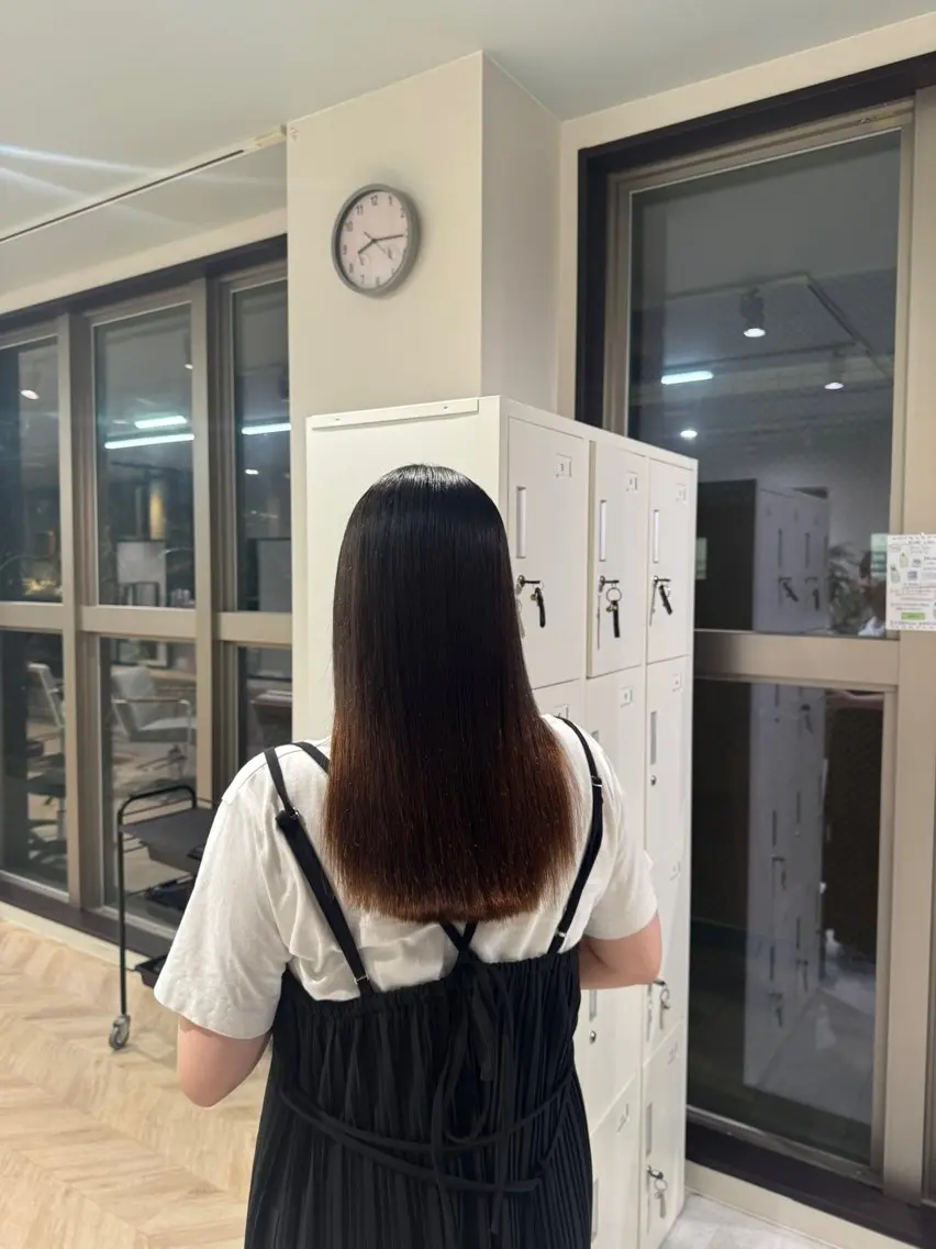 【10月27日(火)限定】10時〜カット💇🏼♀️縮毛矯正☁️の写真