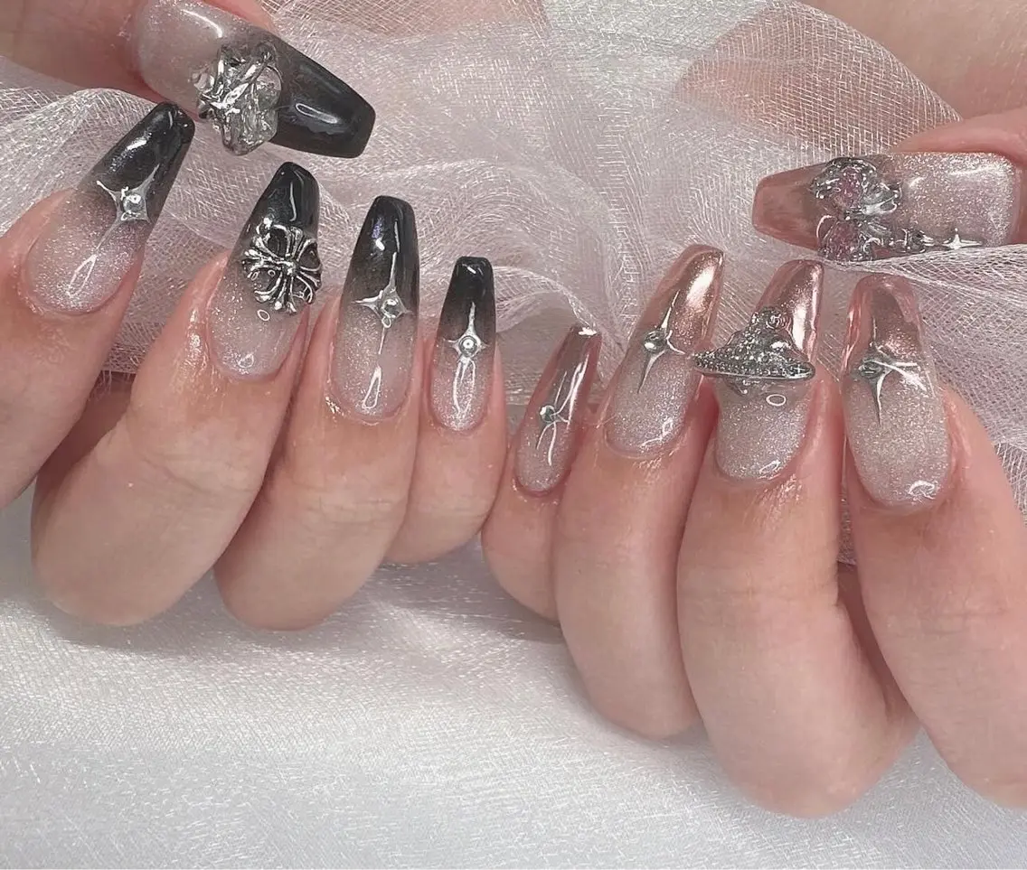 ネイル アートネイル フレンチネイル ジェルネイル ニュアンスネイル オフィスネイル NIE MoMoのネイルデザイン