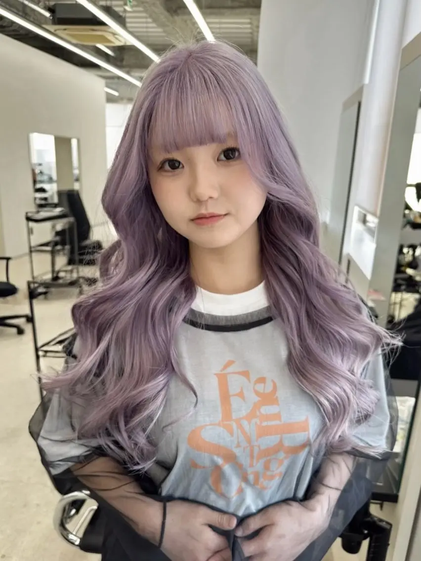 ロング カラー ヘアアレンジ ラベンダーカラー ヘアカラー 原宿ハイトーンカラー 🌼みるい🌼のヘアスタイル