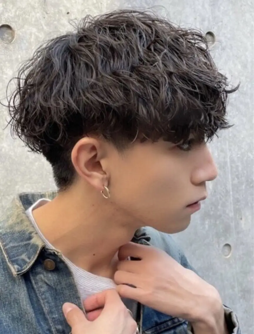パーマ メンズ パーマ 中谷海里/フェザー パーマ/スパイキーのヘアスタイル