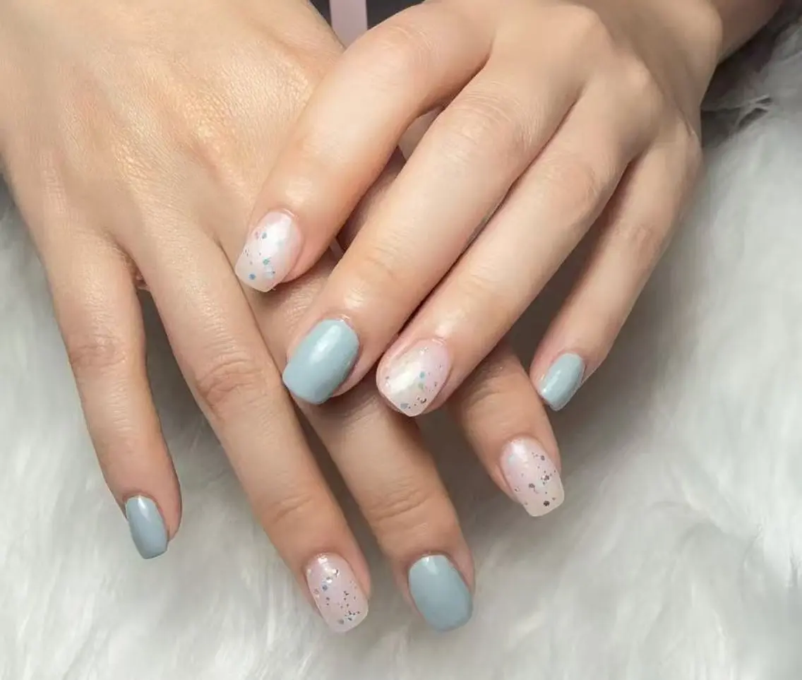 ネイル 小澤 梨奈のネイルデザイン
