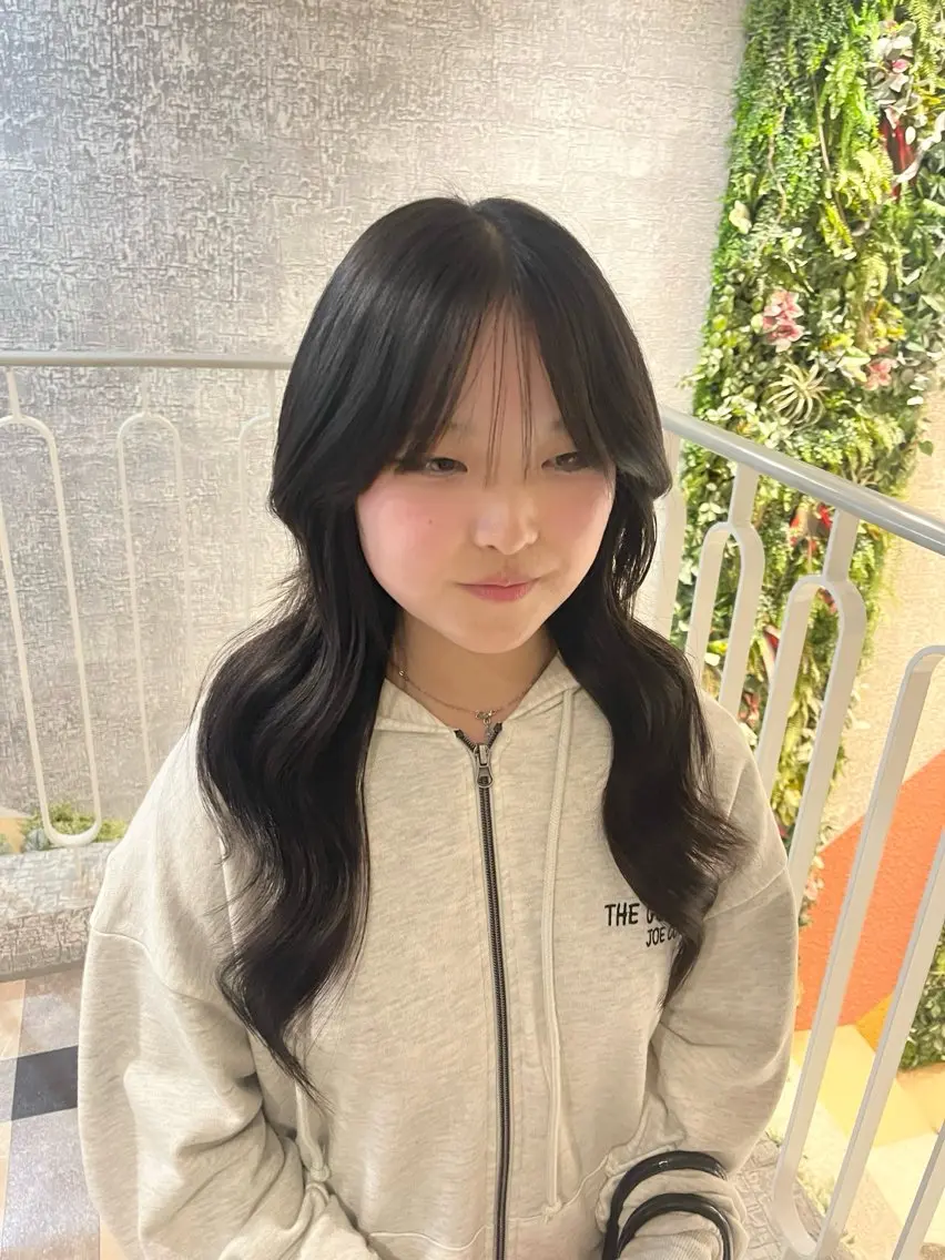 ロング エクステ エクステ 佐々木 りあのヘアスタイル