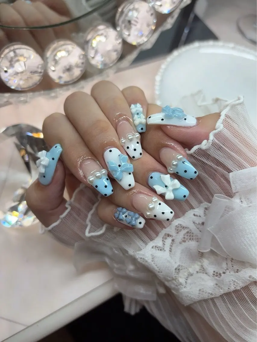 ネイル 24時まで❤︎韓国、 ワンホンネイルのネイルデザイン