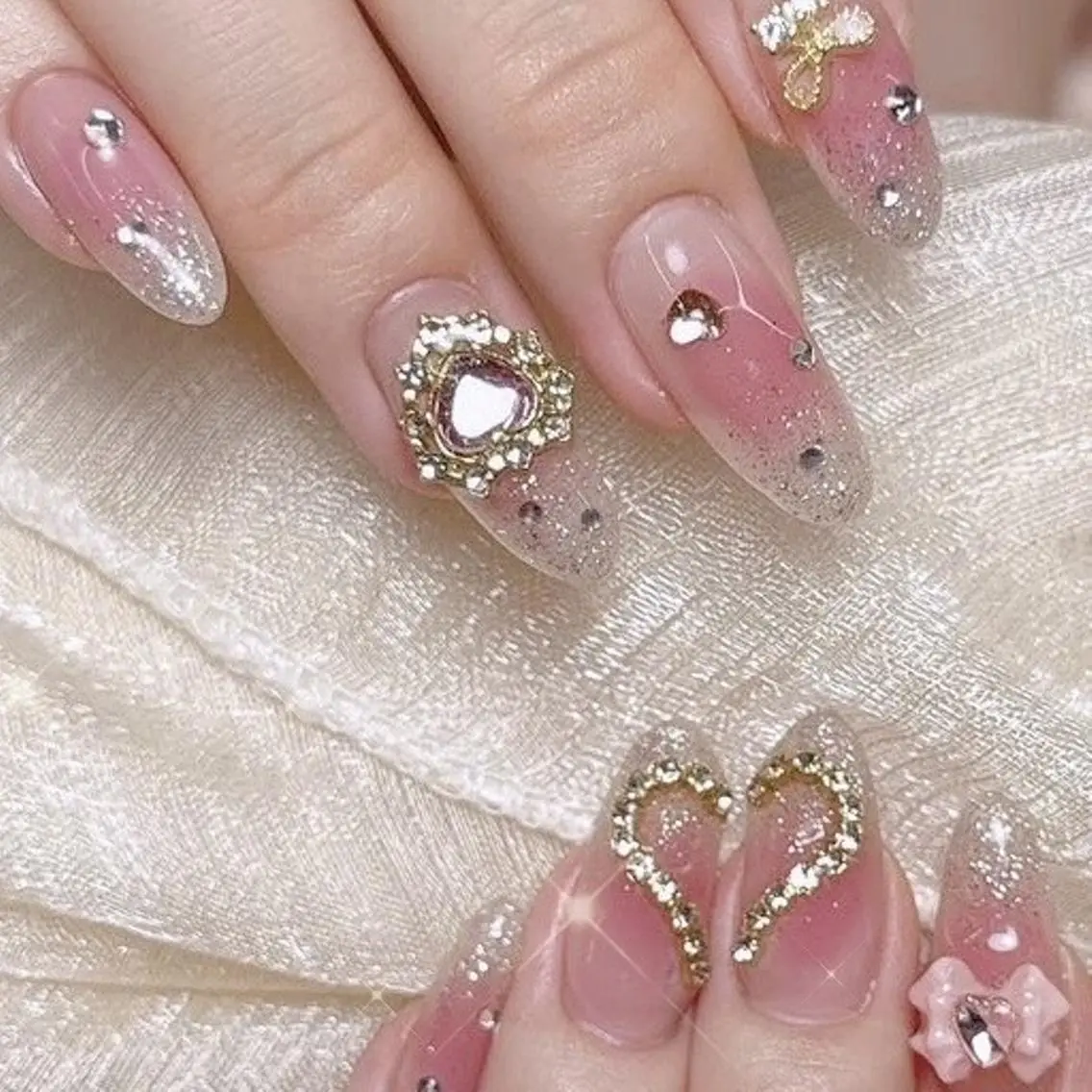ネイル ハンドネイル 🎀MO MO🎀のネイルデザイン