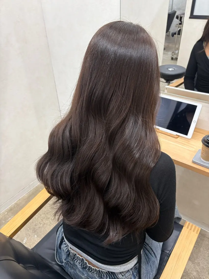 ロング ヘアカラー トリートメント 毛利 ひめはのヘアスタイル