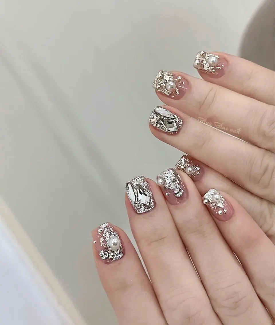 ネイル Cutil. Nail🌈のネイルデザイン