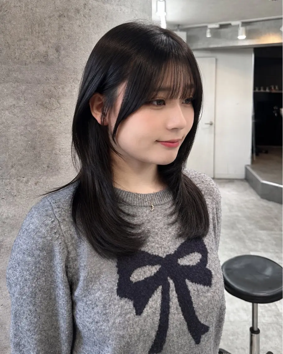 ミディアム カラー カット ヘアカラー トリートメント 新宿/顔周りカット/ レイヤー/がっきーのヘアスタイル