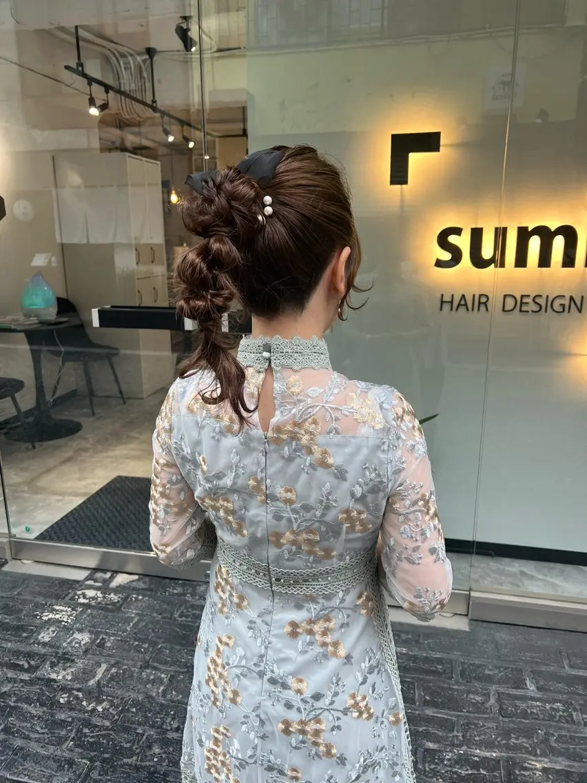ミディアム カラー ヘアアレンジ ポニーテール 「sumi」 AMIのヘアスタイル
