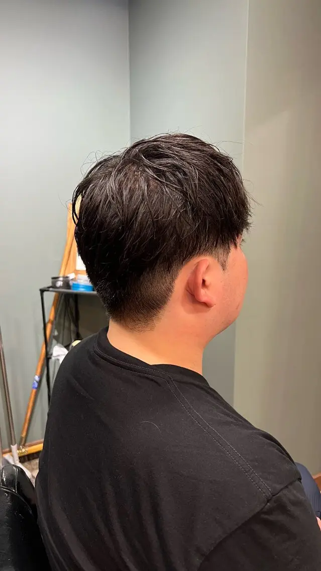 ミディアム センター分けマッシュ 募集中‼️荻沼快のヘアスタイル