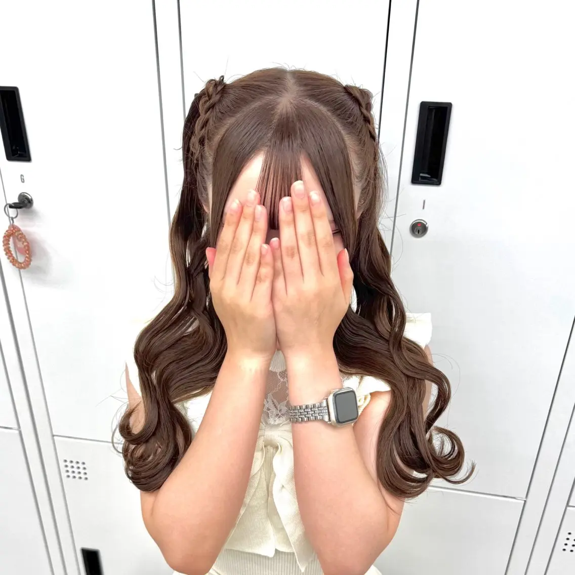 ロング ヘアアレンジ ヘアセット ヘアメ🎀ハイトーン 🩵エクステ🪄しほのヘアスタイル