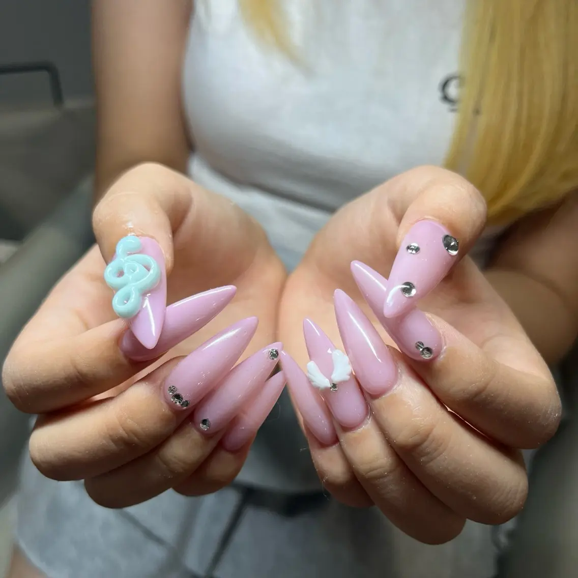 ネイル ハンドネイル IROHA nail Ami🐊🎀のネイルデザイン