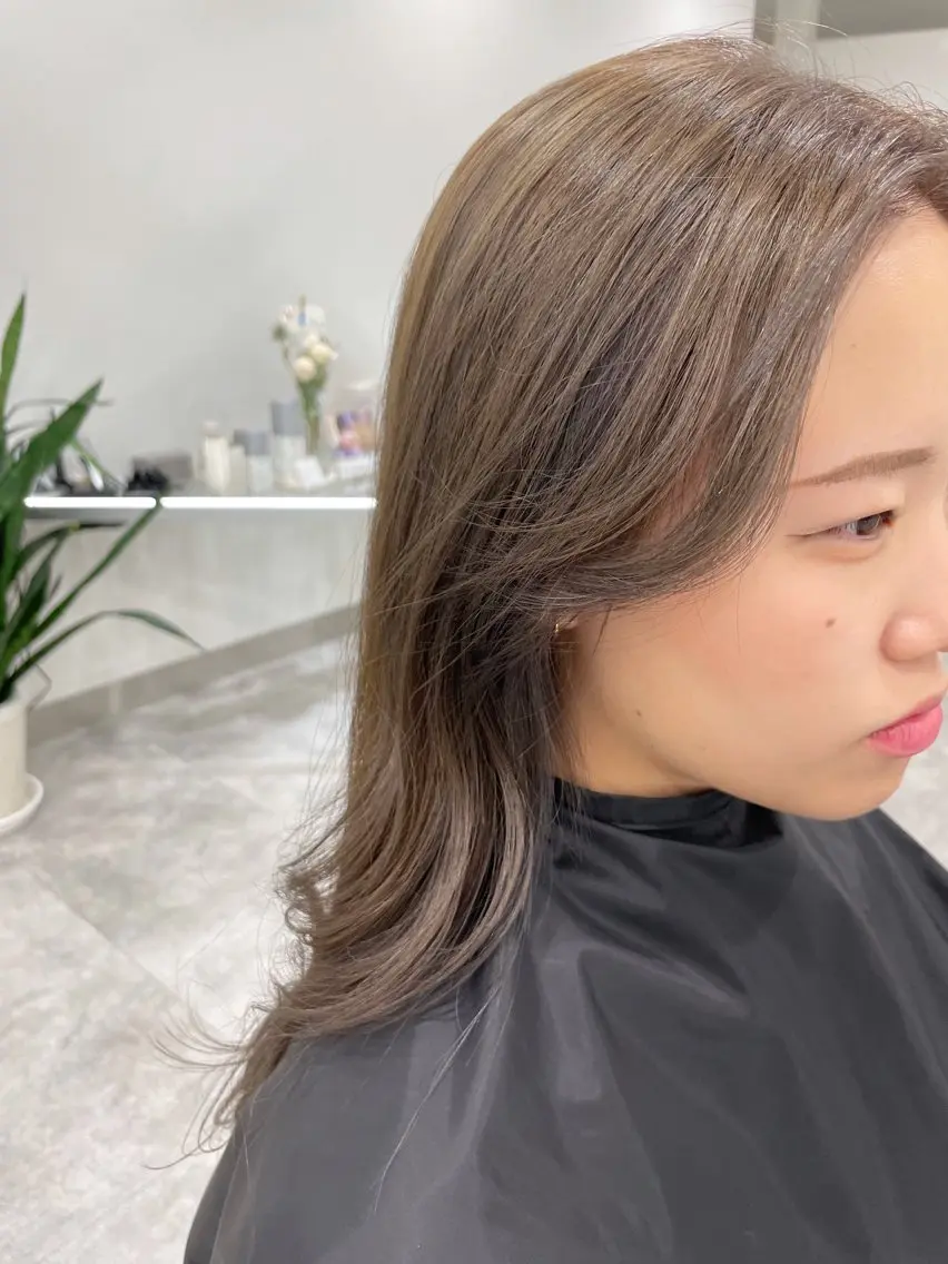 ロング ヘアカラー ⭐トレンドカット&カ ラーCocoro🪿のヘアスタイル
