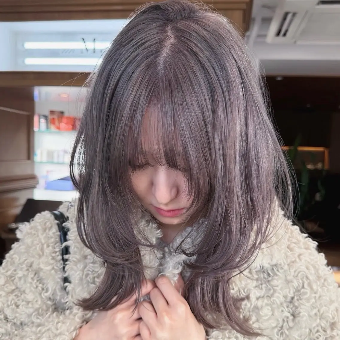ミディアム カラー カット ヘアカラー ブリーチ/レイヤー 艶カラー💫チャンのヘアスタイル