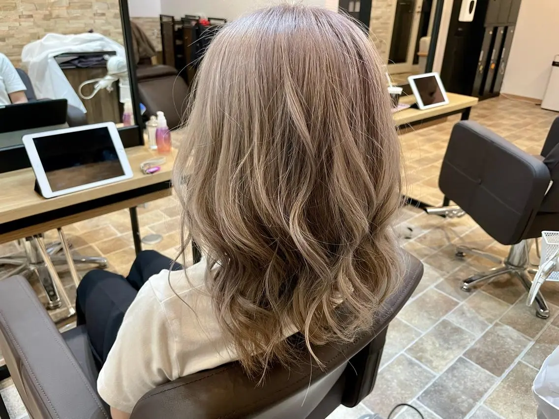 セミロング 大人女性の髪質改善 🫧鷹司郎のヘアスタイル