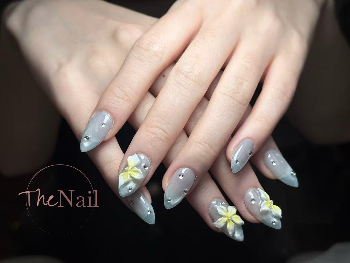 ネイル チークネイル 長さ出し フラッシュネイル フレンチネイル ガラスフレンチ ハンドネイル ハンドケア The Nail 大久保店のネイルデザイン