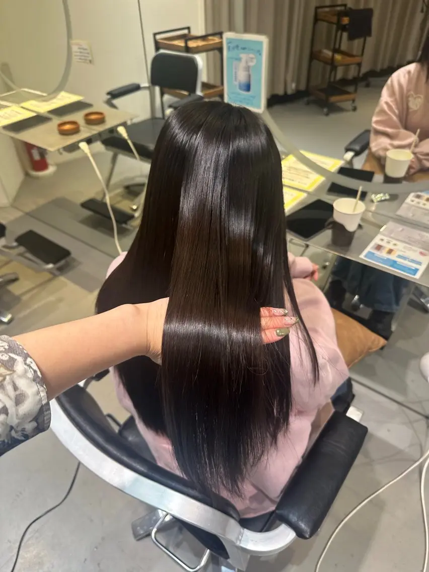 ロング 髪質改善 縮毛矯正 こがねざわみさき 🦭透明感カラーのヘアスタイル