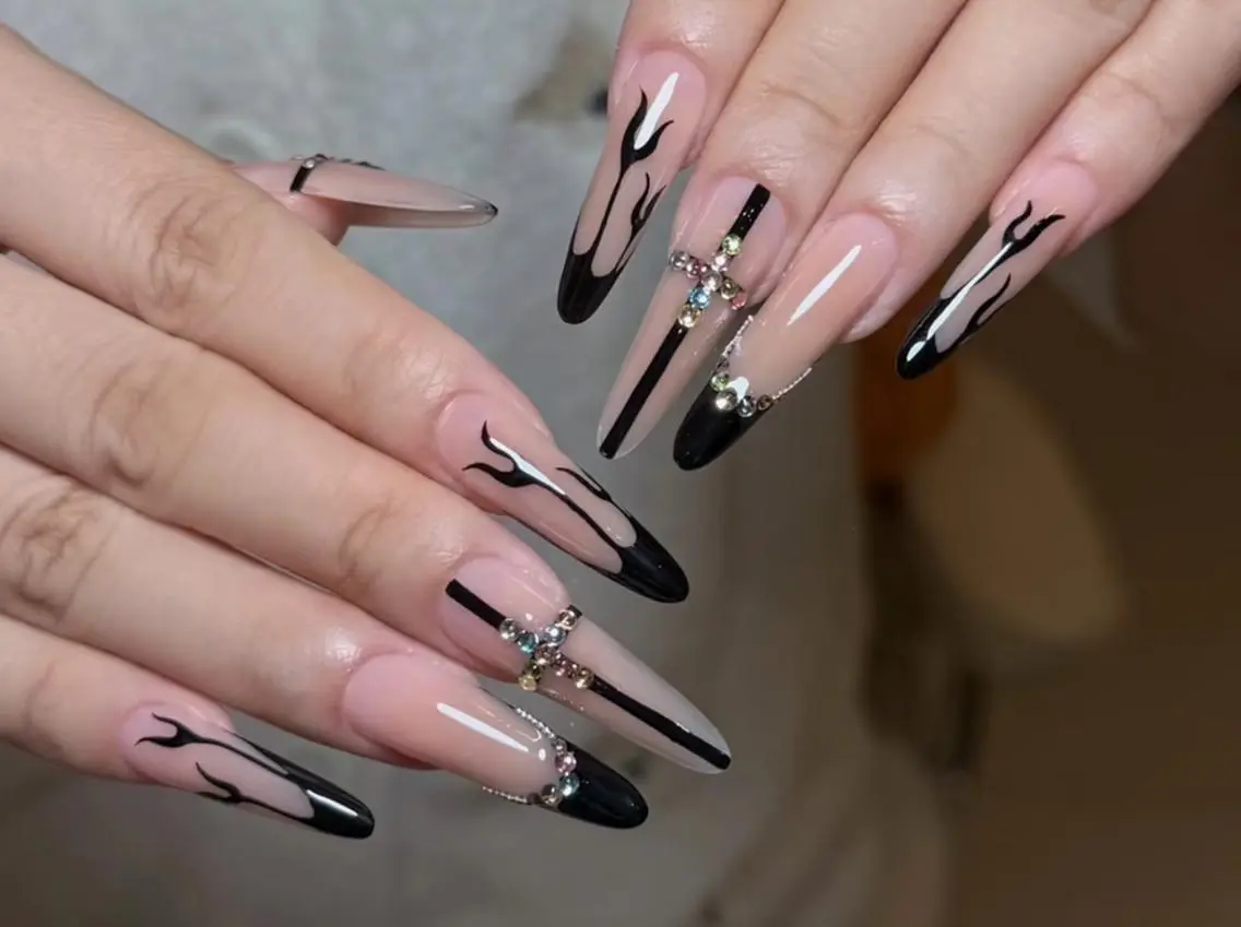 ネイル ハンドネイル エリ🫧 nail池袋東口のネイルデザイン