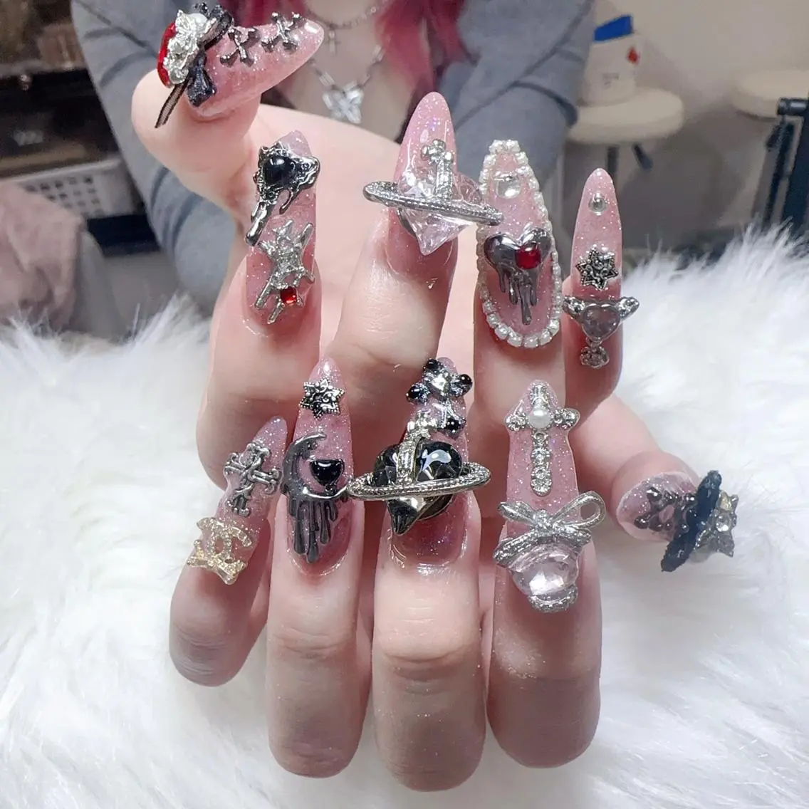 ネイル ハンドネイル 🎀nana🫧 ワンホンネイル🎀のネイルデザイン