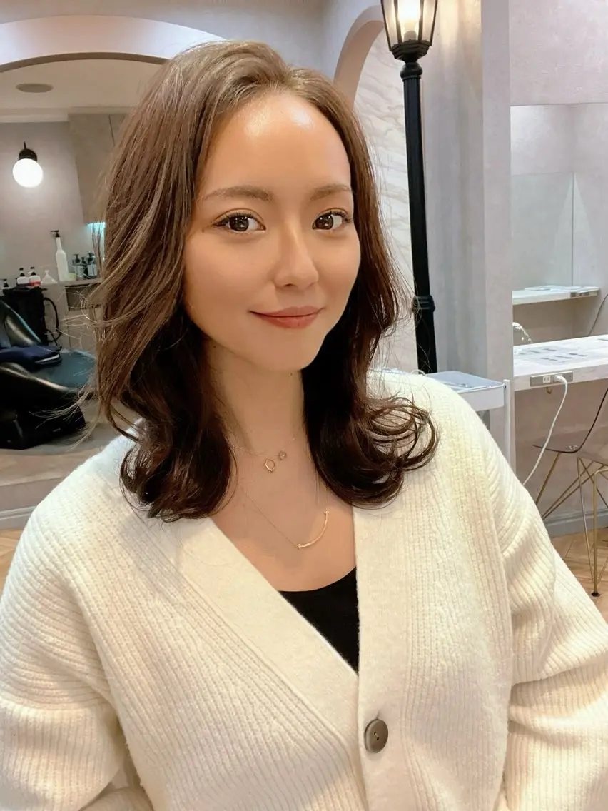 ミディアム カラー パーマ ヘアアレンジ くびれヘア 顔周りカット 韓国風ヘア レイヤーカット 平川 友理/韓国ヘア💘のヘアスタイル
