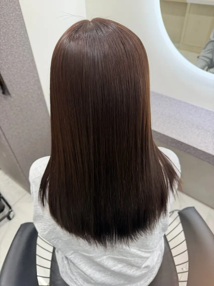 セミロング カット ヘアカラー 縮毛矯正 hina/艶カラー/ 縮毛矯正/梅田のヘアスタイル
