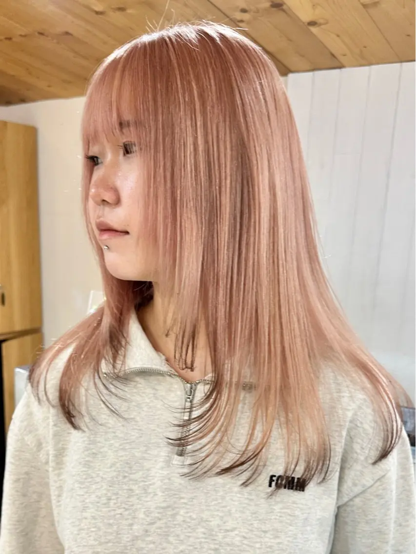 セミロング カラー カット ヘアカラー トリートメント ブリーチダブルカラー 【koide】のヘアスタイル