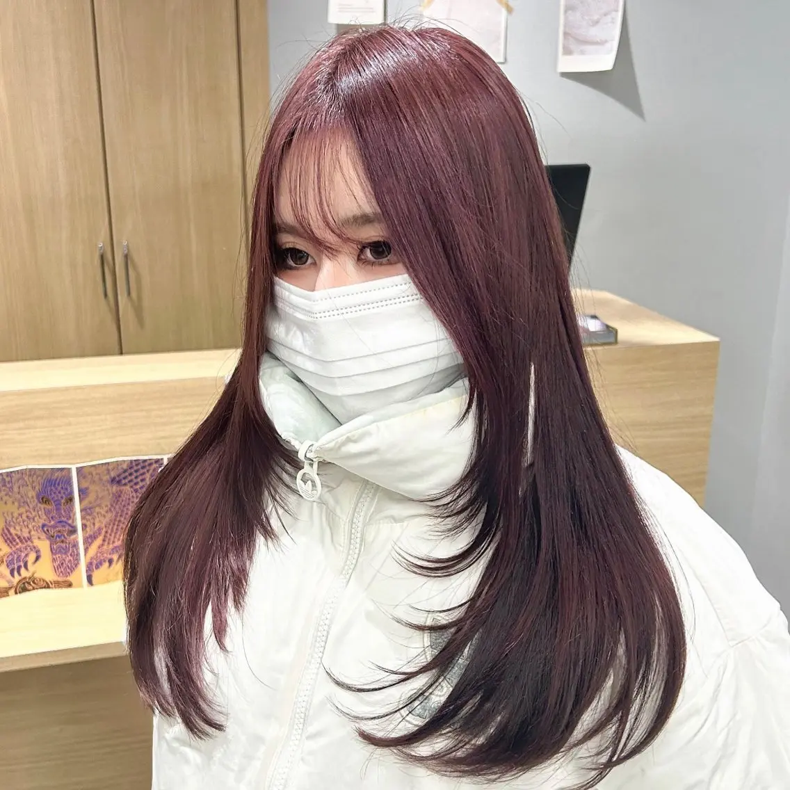 ロング カラー ボルドーカラー ハイレイヤー レイヤーカット ワンホンレイヤー 韓国ヘア×レイヤー カット/上田丈也のヘアスタイル