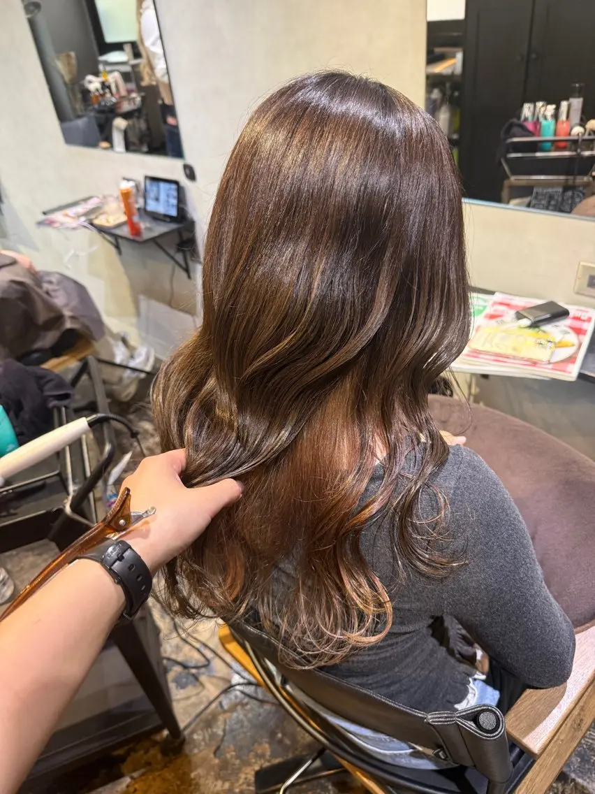 セミロング カラー ヘアカラー 透明感カラー/パーマ 🌀アオノのヘアスタイル
