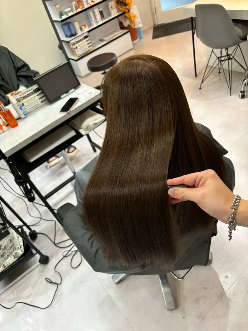 ロング カラー カット ヘアカラー トリートメント 🩵レイヤー✖︎ 髪質改善🩵リョウヤのヘアスタイル