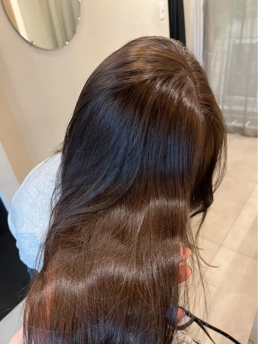 セミロング 土居 悠梨のヘアスタイル