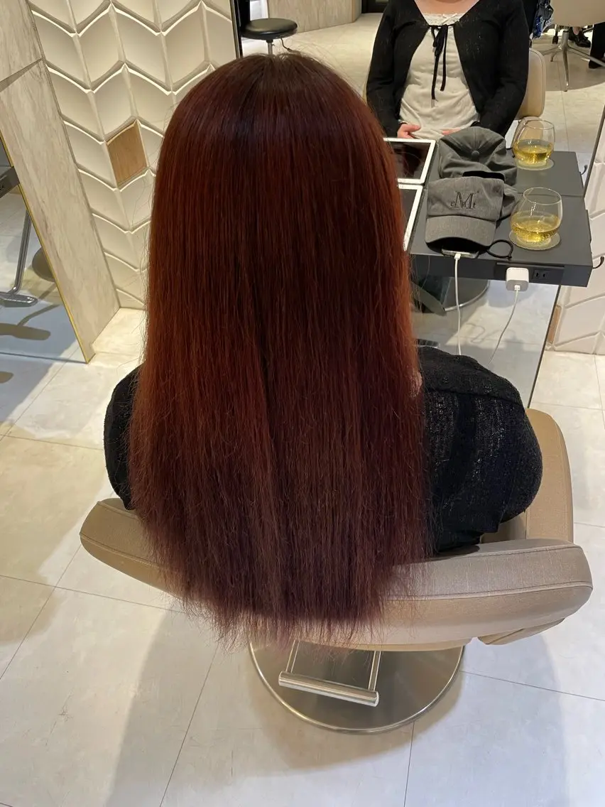 ロング ヘアカラー 大藤 彩のヘアスタイル