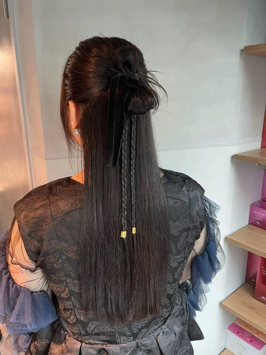 ヘアアレンジ ポニーテール 結婚式・ブライダル 卒業式のヘアスタイル ヘアセット charm《銀座》 ヘアセット/縮毛矯正のヘアスタイル