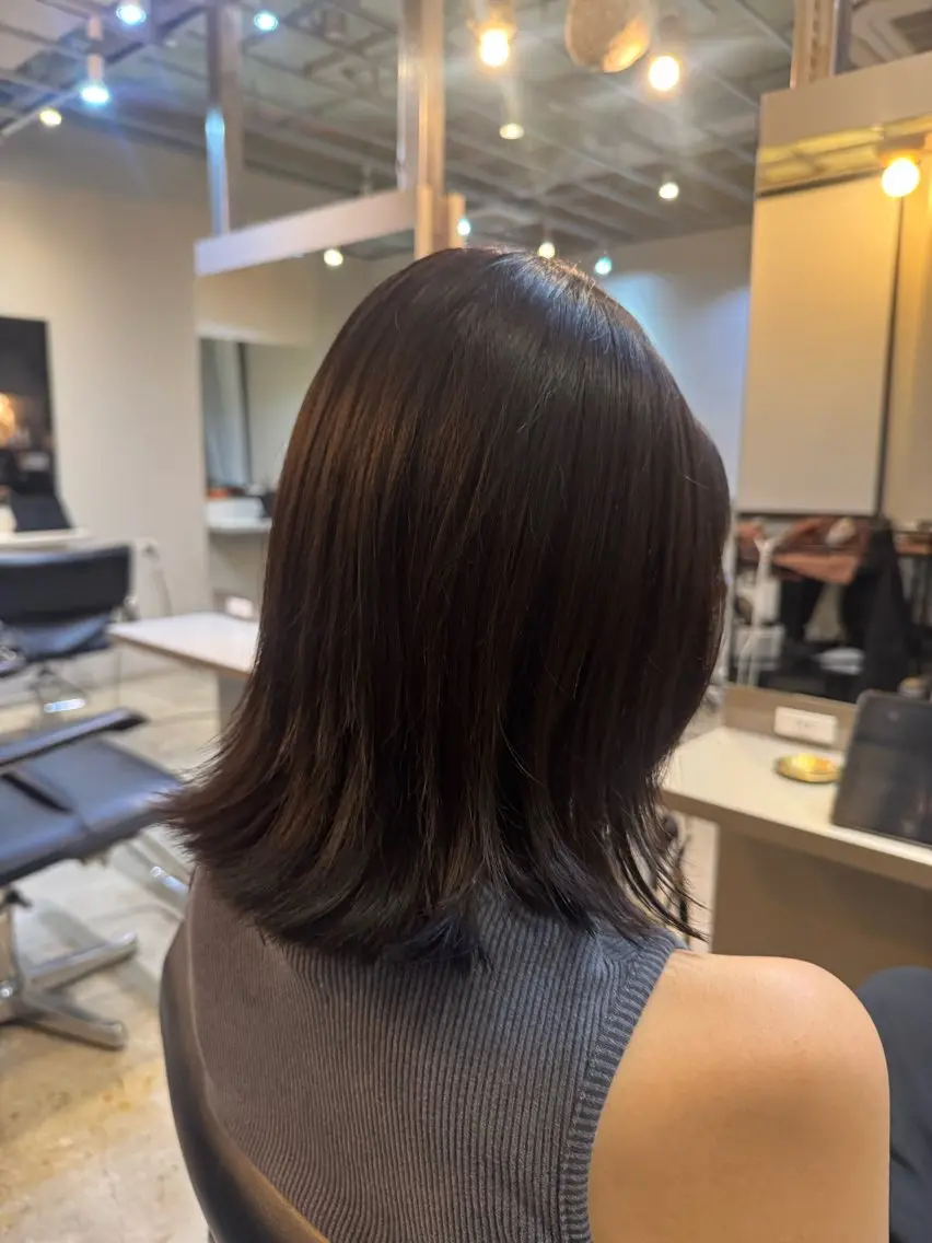 カラー ヘアカラー トリートメント 櫻木 志穏のヘアスタイル